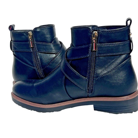 Tommy Hilfiger Women's Fennie Logo Ankle Boots‎ Black Sz. 8M Fashionable EUC - Picture 3 of 11